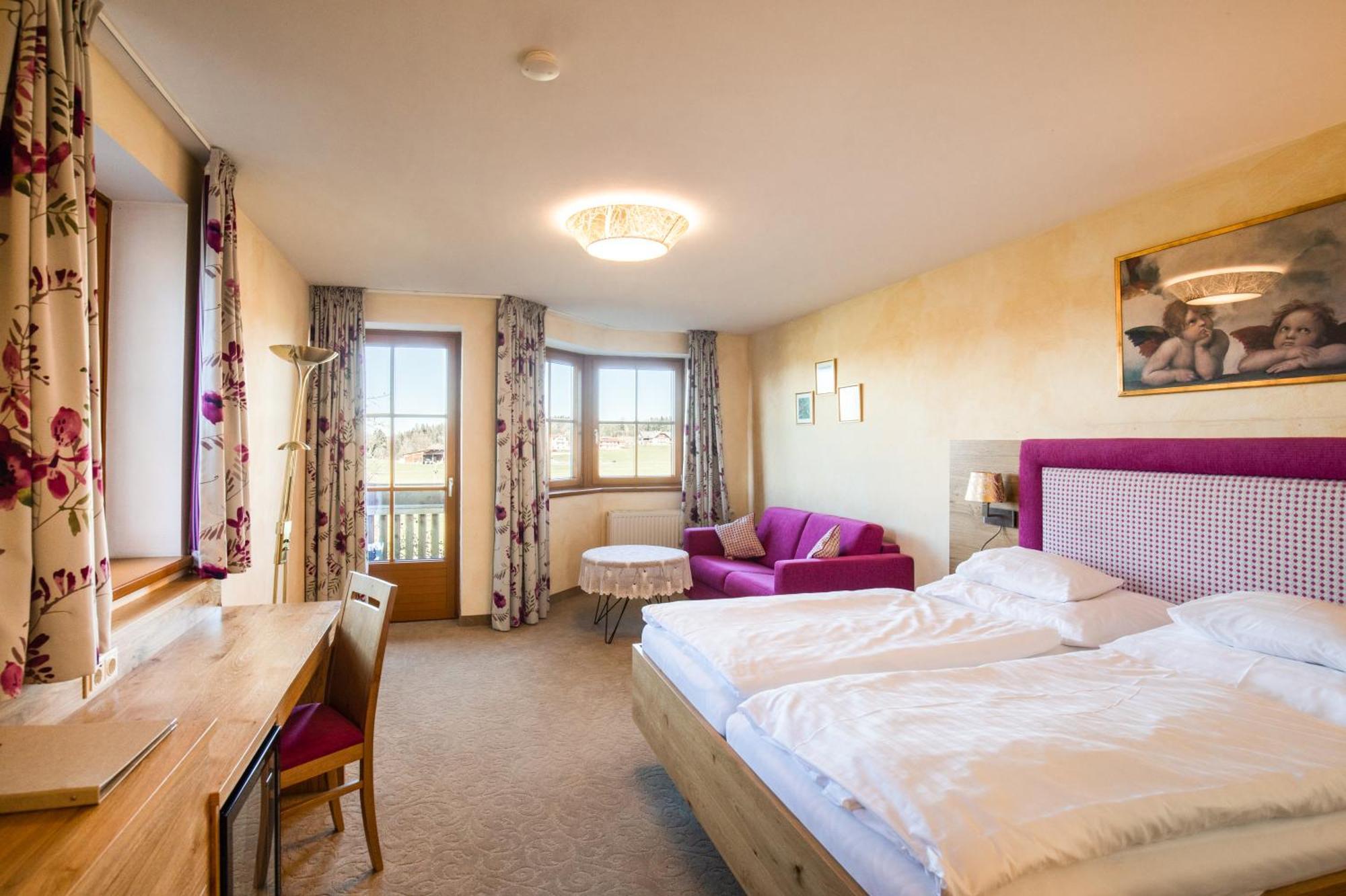 Gastagwirt Hotel Eugendorf Eksteriør billede